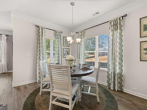 7th image of this home