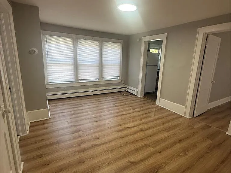 124 2nd Ave #D — Photo 3