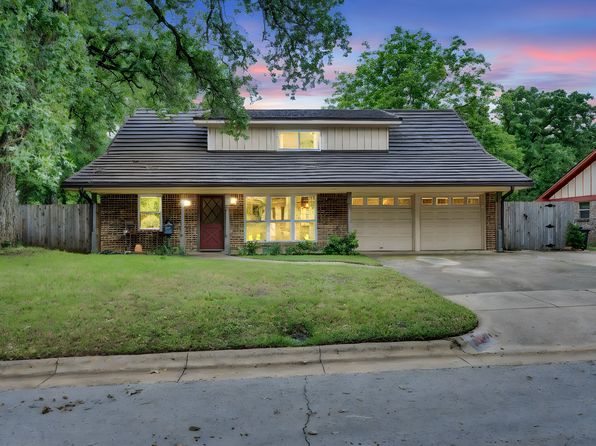 1821 Signet Dr, Euless, TX 76040