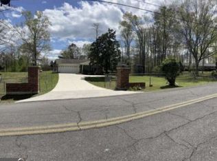 1507 Lynnwood Dr NE, Dalton, GA 30721