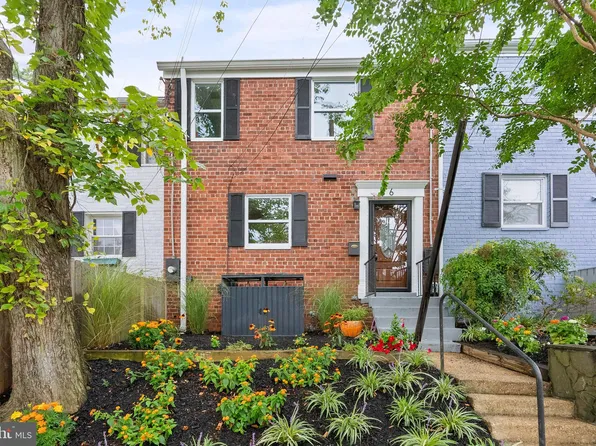 6 Ancell St, Alexandria, VA 22305
