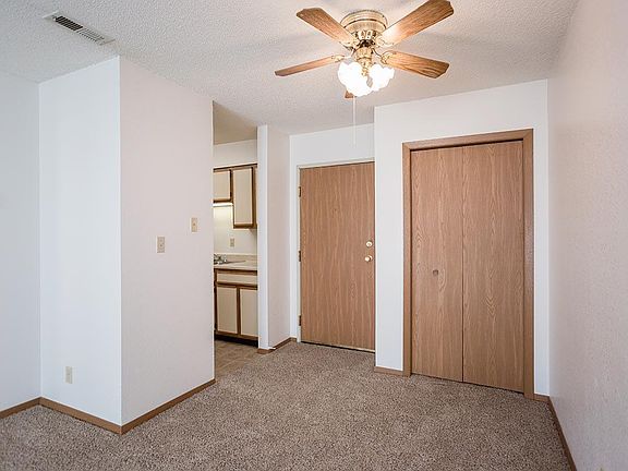 3rd image of 1331 G St #1X1