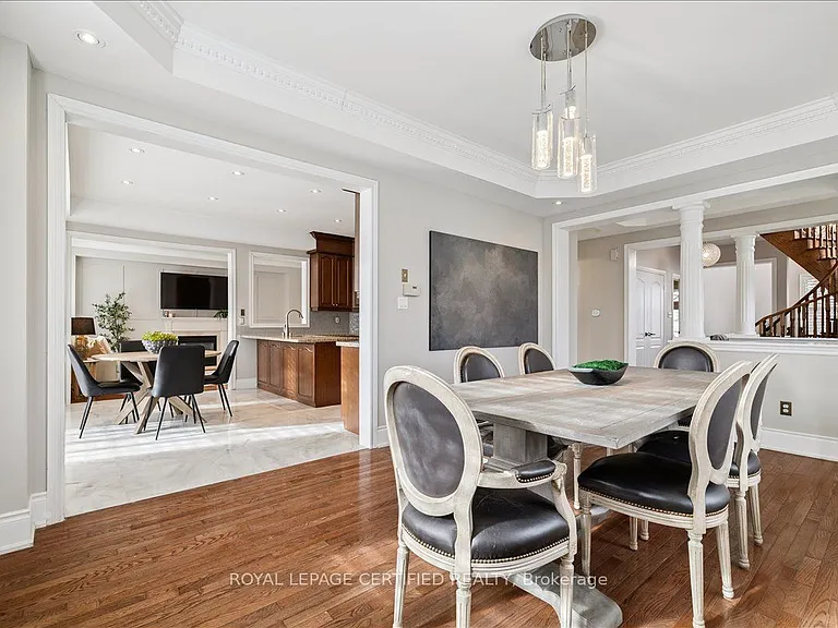 2523 Highmount Cres — Photo 11
