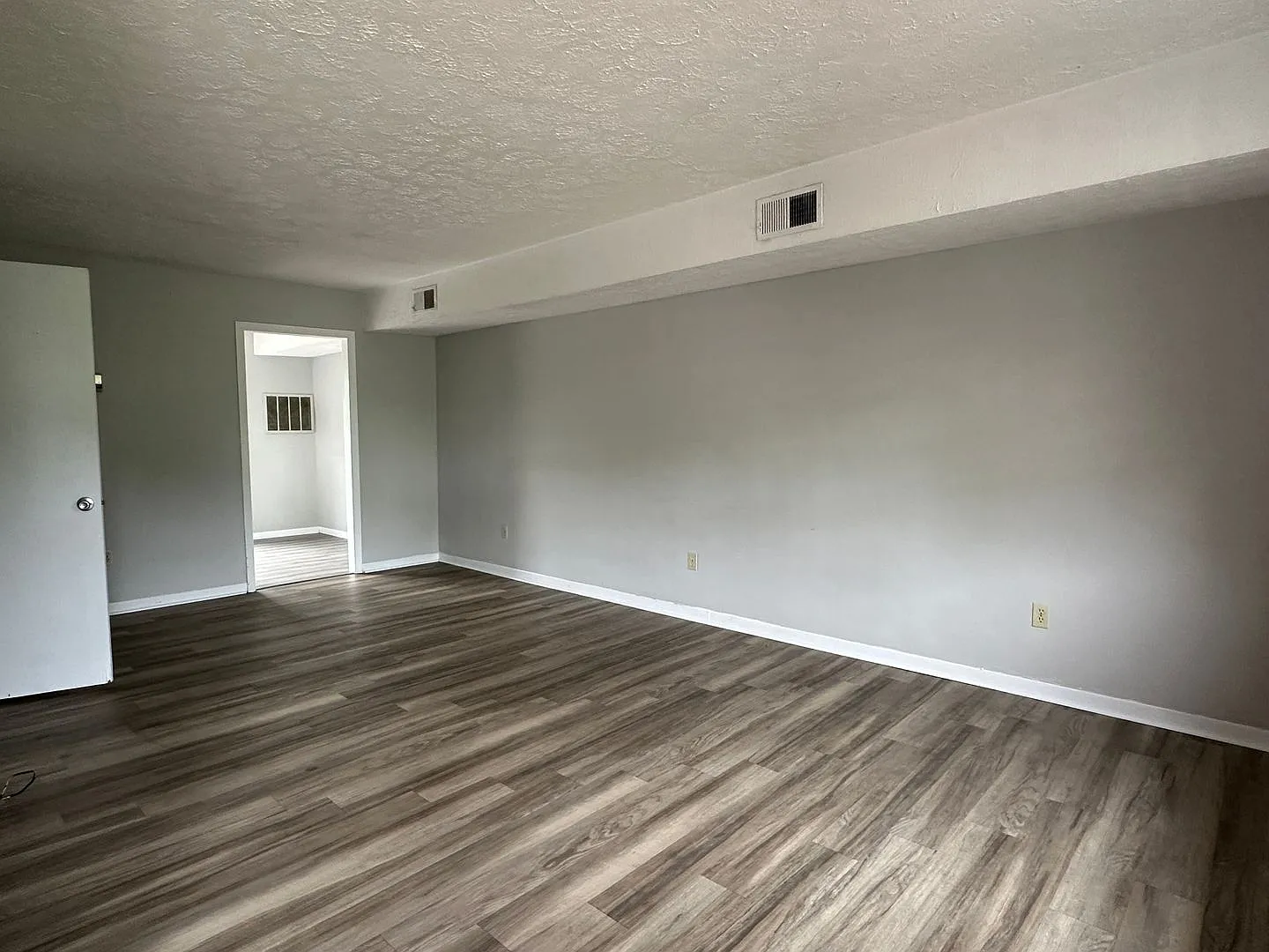 2 Bedroom / 1.5 bath Townhouse, Kingsport TN — Photo 2