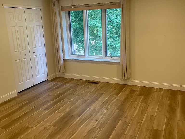 24 Golf Club Dr — Photo 3