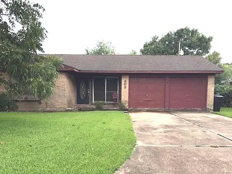 303 N 34th St