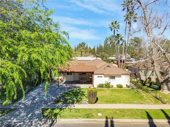 18331 Sylvan St, Tarzana, CA 91335