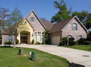 519 Scenic River Cv, Slidell, LA 70461