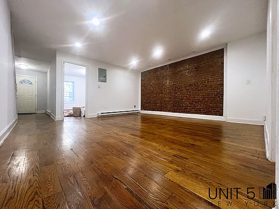 3rd image of 402 Chauncey St #1