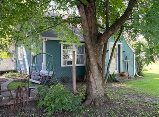 7604 N 1200 E, Shirley, IN 47384