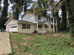 5219 Rockbridge Rd, Stone Mountain, GA 30088