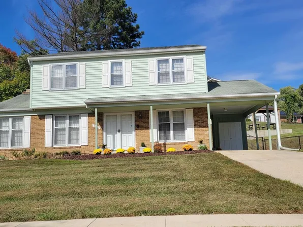 5218 Kenstan Dr, Temple Hills, MD 20748