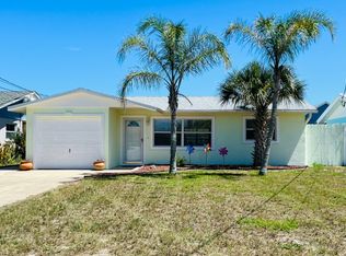 835 E 16th Ave, New Smyrna Beach, FL 32169