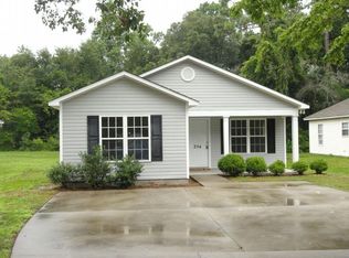 254 Victory Gardens Dr, Wilmington, NC 28409