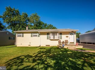 71 Saint John Dr, Wilmington, DE 19808