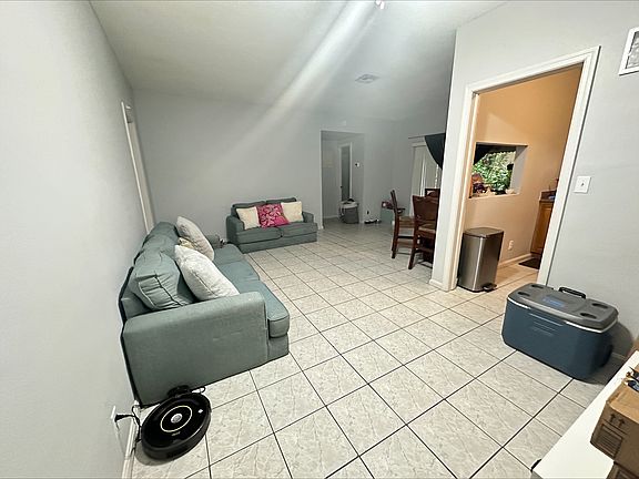 5th image of 9200 NW 38th Dr APT 2