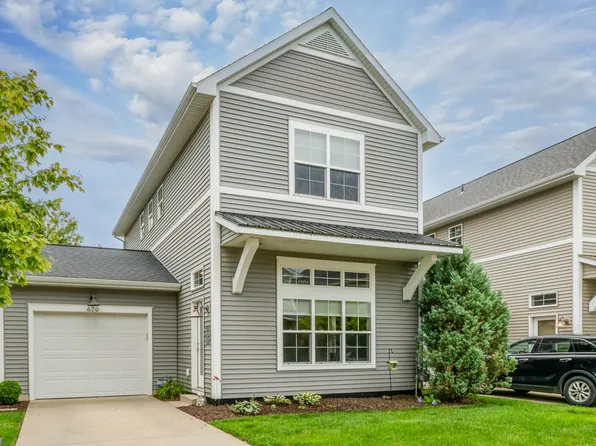 670 Beachwood Path, Benton Harbor, MI 49022