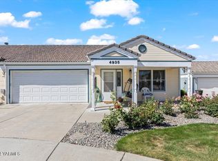 4935 Apple Blossom Ct, Yakima, WA 98908