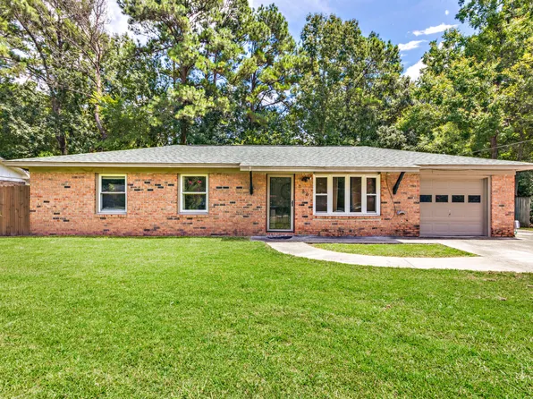 250 Amy Dr, Goose Creek, SC 29445