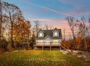 1728 Champlain Rd, Tiny, ON L9M1S3