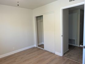 842 Sinkler Way, Vista, CA