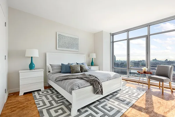 Sold by Compass | media 5