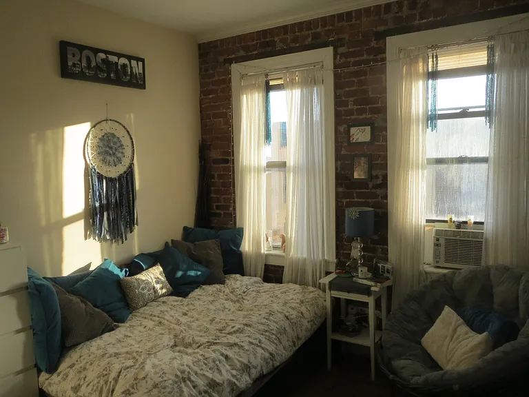 103 Hemenway St #4 — Photo 10