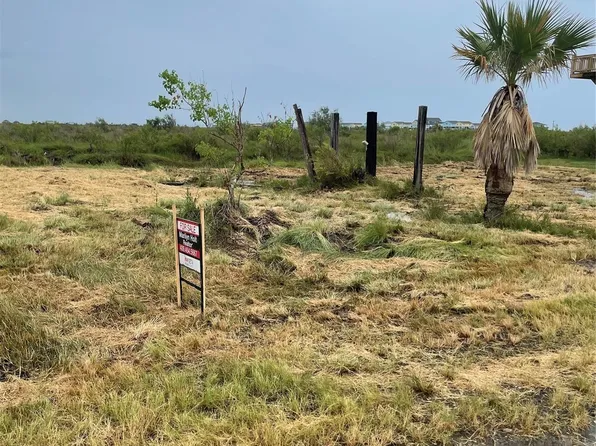 1106 Faggards Slip Rd, Gilchrist, TX 77650