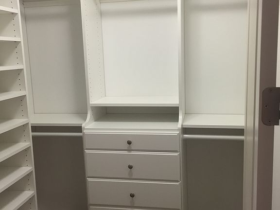 Custom closet