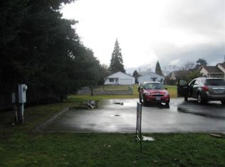 1959 SW Betty Ln, Grants Pass, OR 97526