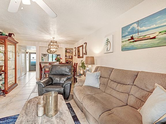 5th image of 200 International Dr APT 808