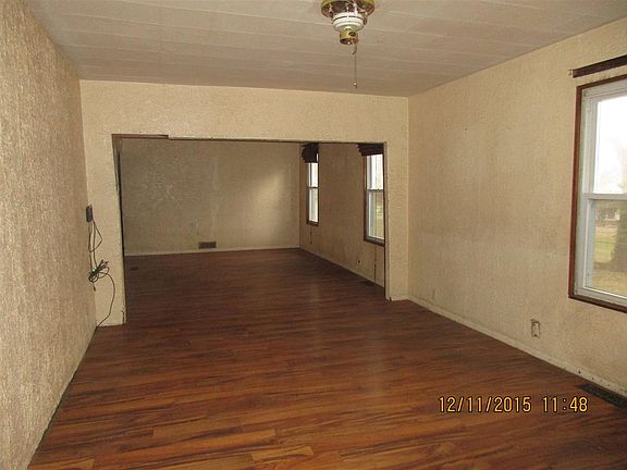 3rd image of 1603 Ash St