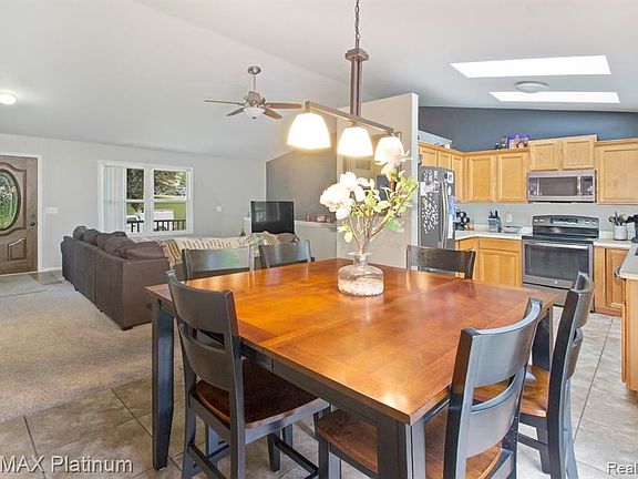 2nd image of 7386 Valley Dr