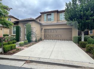 1982 N Todd Hedrick Ln, Clovis, CA 93619