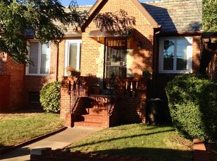 6259 82nd Pl, Middle Village, NY 11379