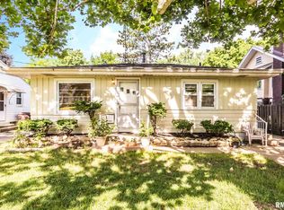 1917 N Hampton Ct, Peoria, IL