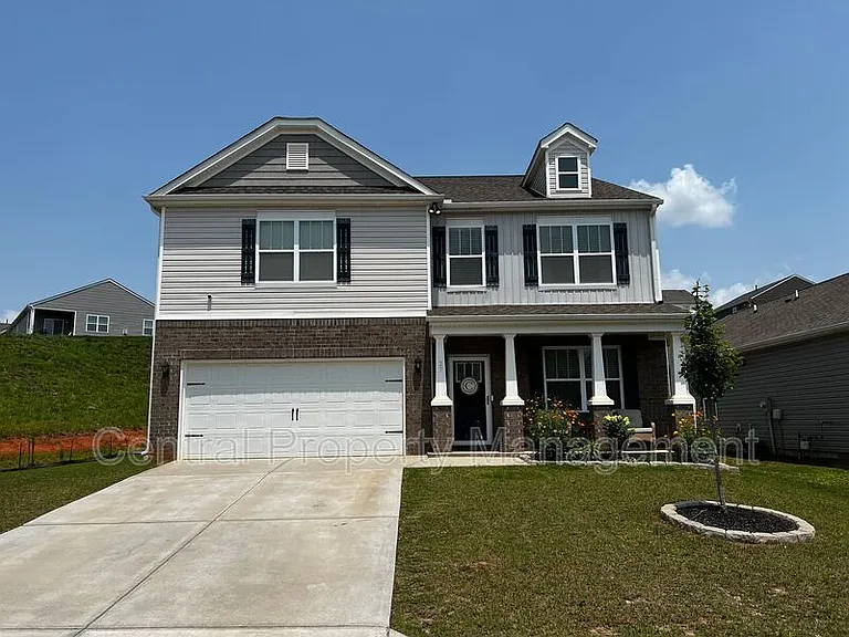27 Oak Edge Ln — Photo 1
