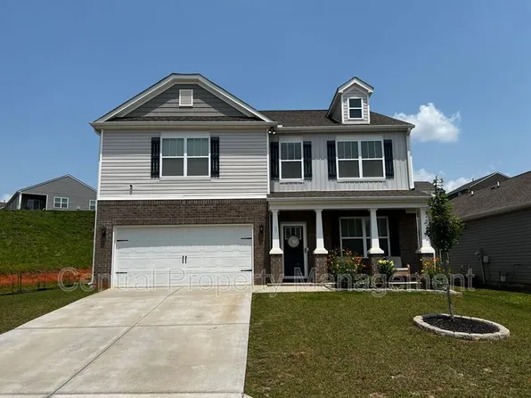 27 Oak Edge Ln, Greer, SC