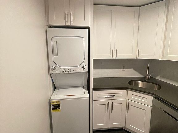2nd image of 6 Farrington St APT 1
