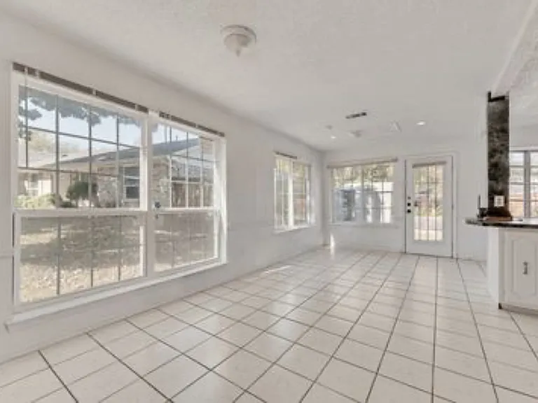 611 Wilson Ct — Photo 4
