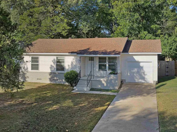 803 Parkview St, Kilgore, TX 75662
