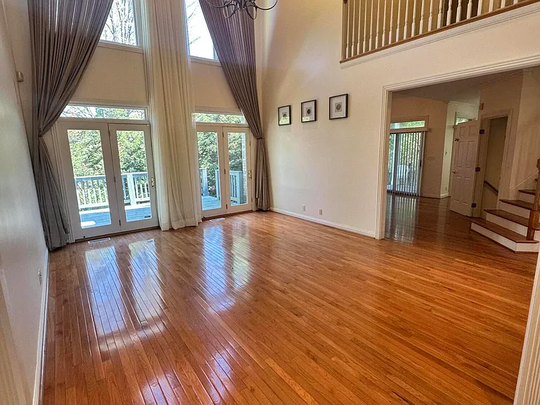 9511 Felsmere Cir — Photo 8