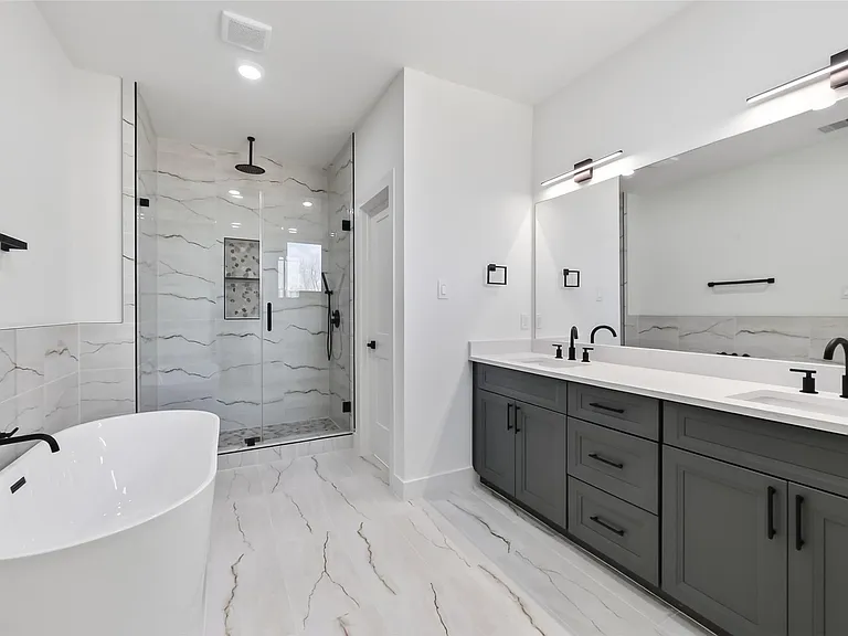 971 Highland Light Ln — Photo 36
