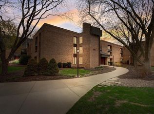 1818 E Shorewood Blvd UNIT 309, Shorewood, WI 53211