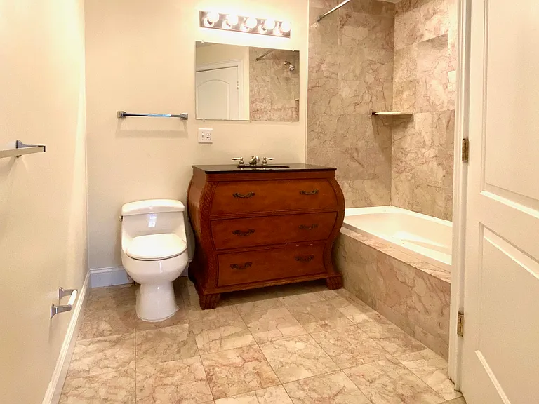 665 Bennington St #2 — Photo 8