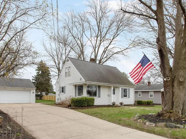 3776 Earle Ave SW, Grandville, MI 49418