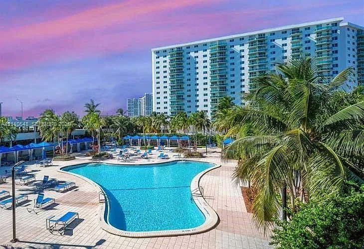 Ocean Reserve Condo — Photo 2