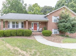 2415 Waynick St, High Point, NC 27265