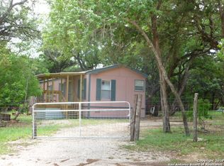 561 Paladin Dr, Bandera, TX 78003