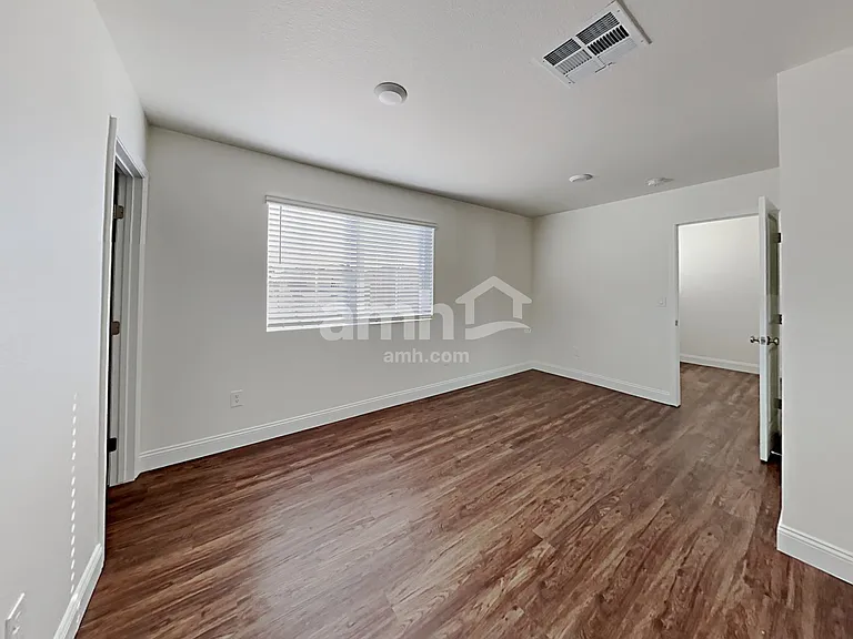 6035 Schmidt St — Photo 15